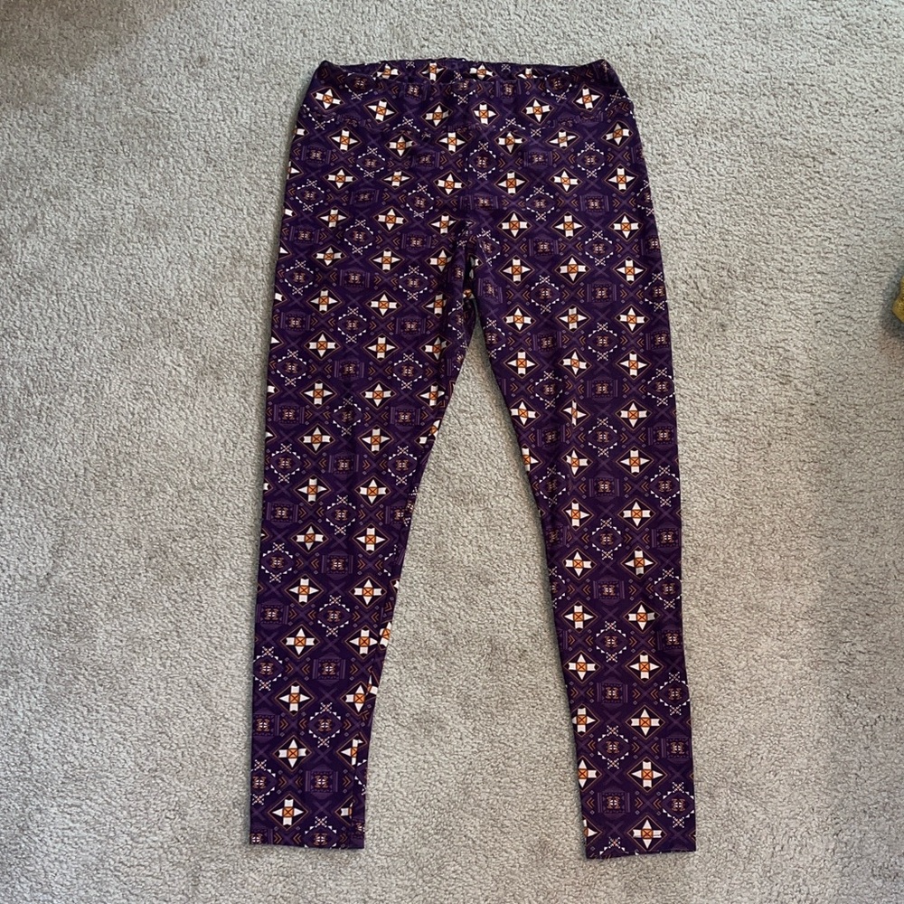 LuLaRoe Suede Printed Leggings